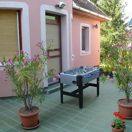 Liget Szallashely * Berettyóújfalu